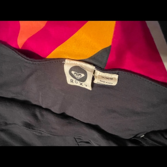 Y2K Roxy Tube Top - Picture 4 of 4